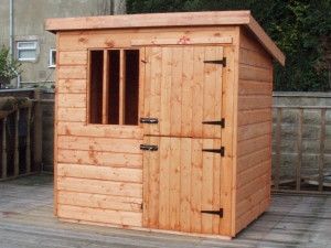 Standard Deluxe Kennel 